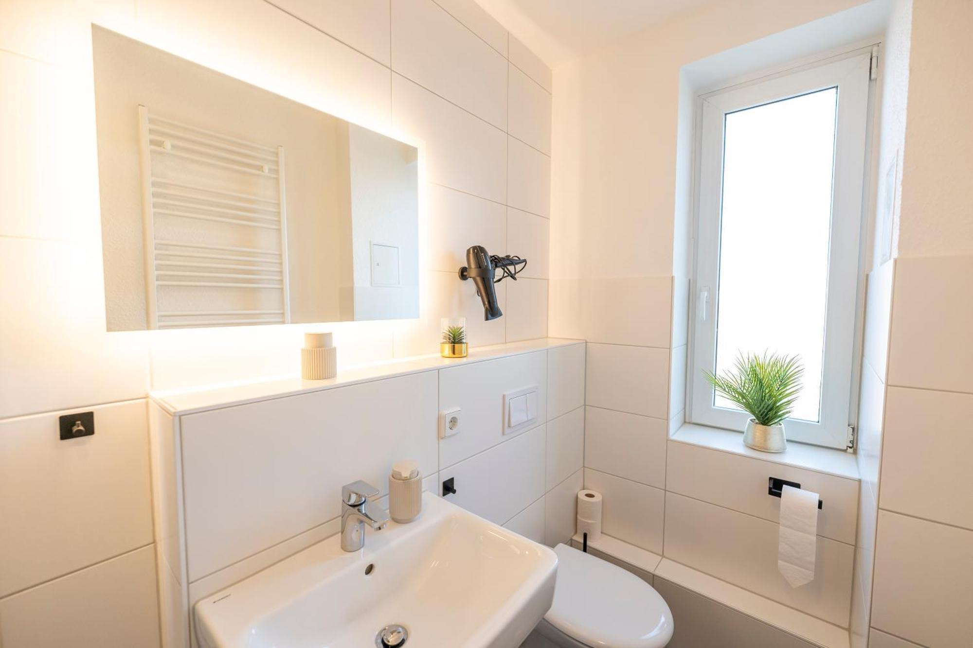 Apartment Rr - 80qm - Balcony - Washer Magdeburg